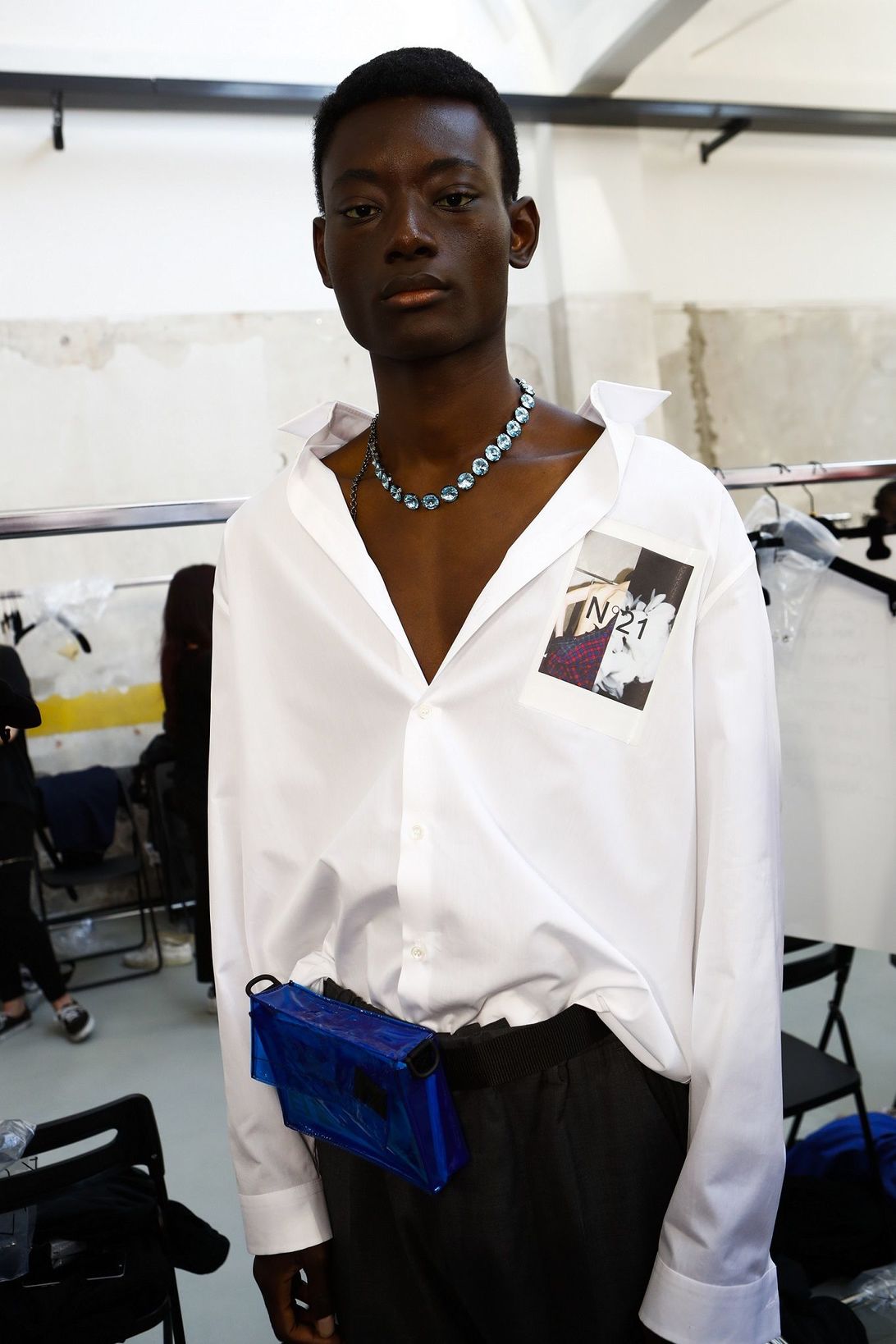 N21 withe shirt