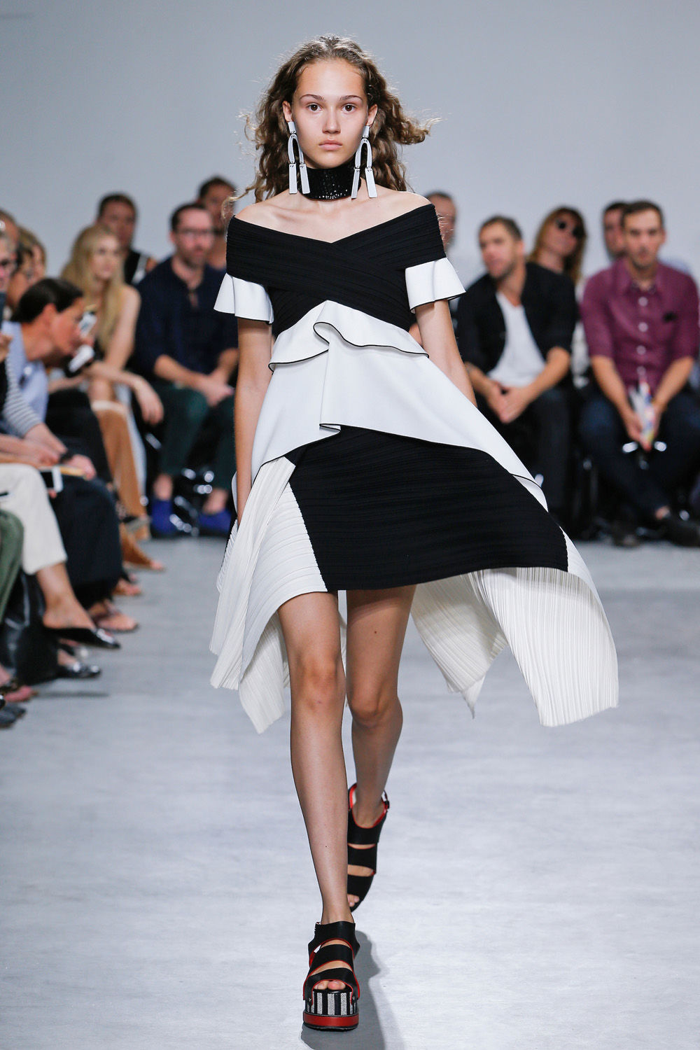 proenza schouler spring 2017 runway look 1